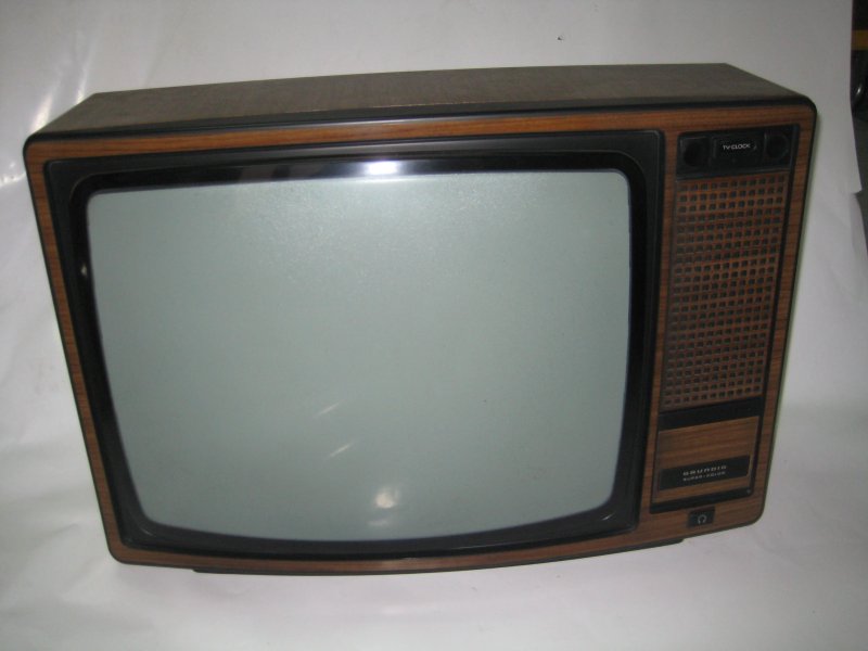 TV Grundig